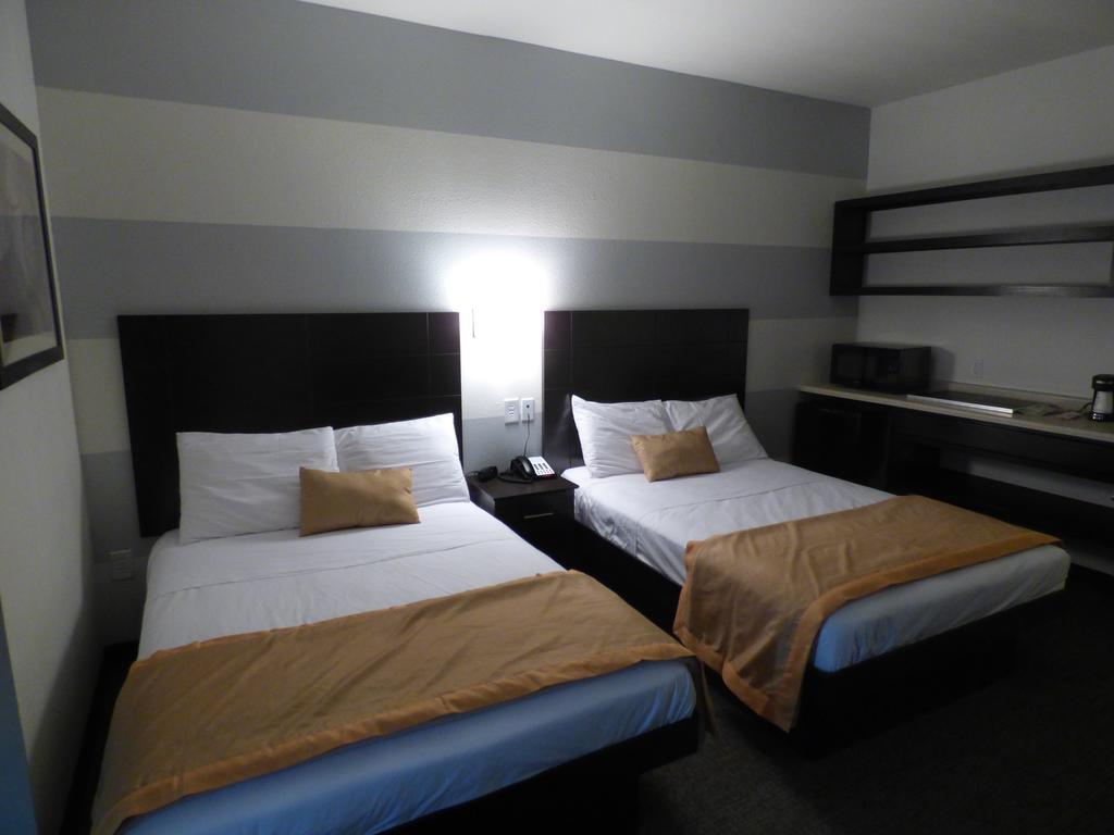 Republic Hotel Big Lake 客房 照片